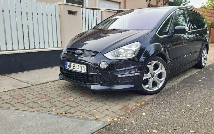 FORD S-MAX 2.0 TDCi Titanium Powershift