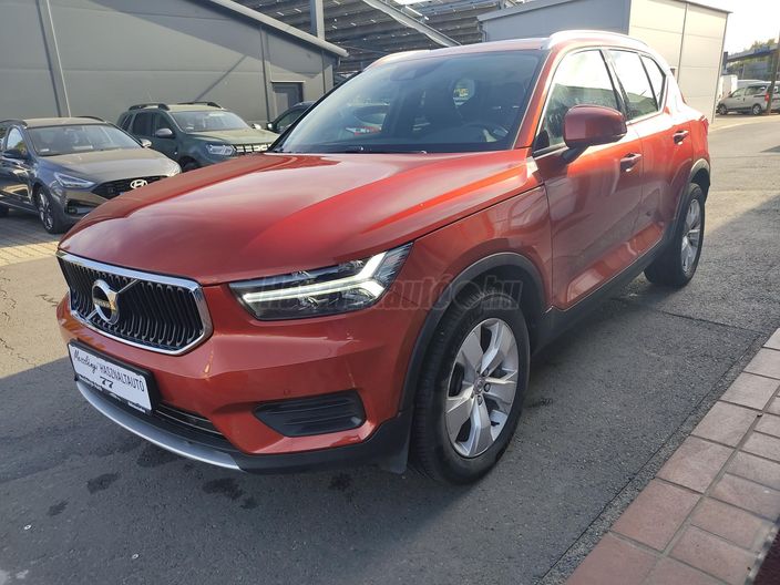 VOLVO XC40 1.5 [T3] Momentum