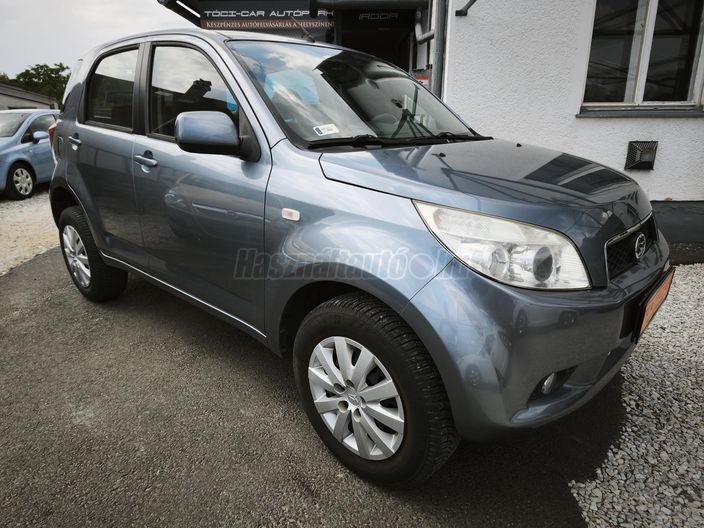 DAIHATSU TERIOS 1.5 4WD Top