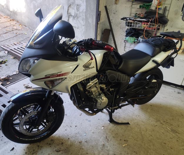 HONDA CBF 600