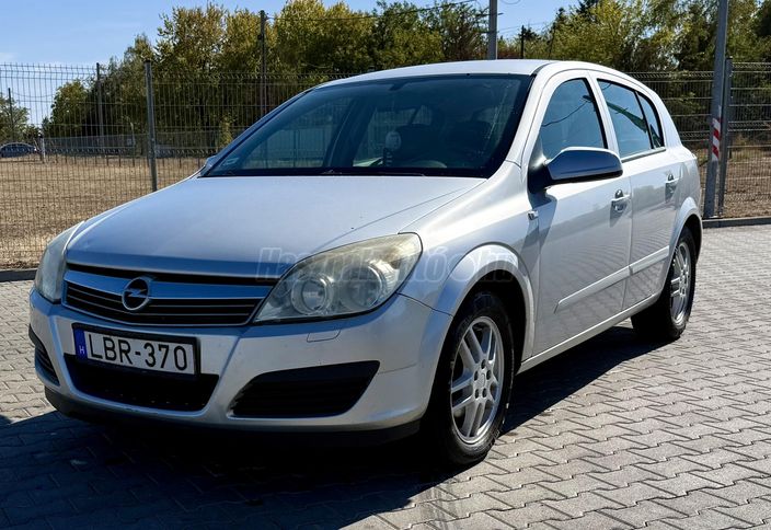OPEL ASTRA H 1.7 CDTI Cosmo
