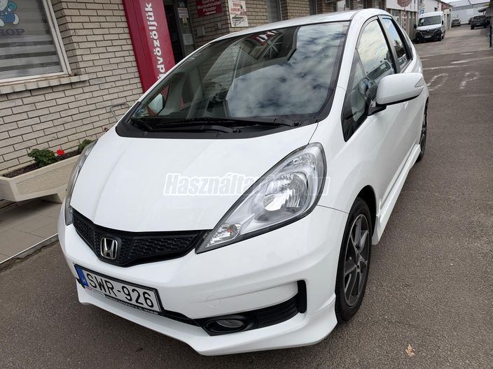 HONDA JAZZ 1.4 Elegance