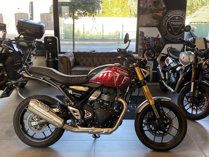 TRIUMPH SPEED 400