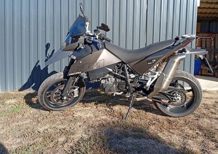 KTM 690