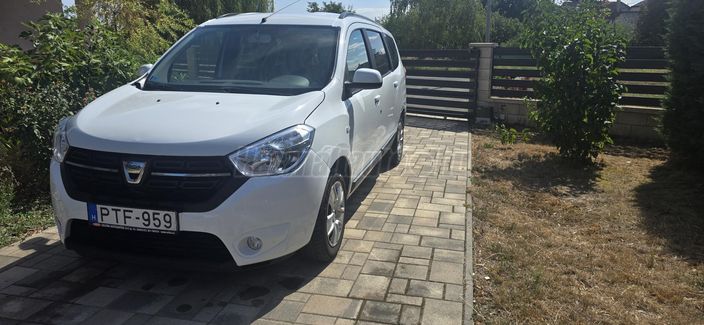 DACIA LODGY 1.6 Ambiance (7 személyes )