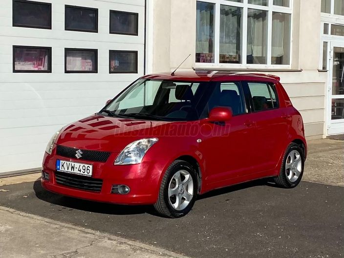 SUZUKI SWIFT 1.3 GLX CD AC Mistic Plus