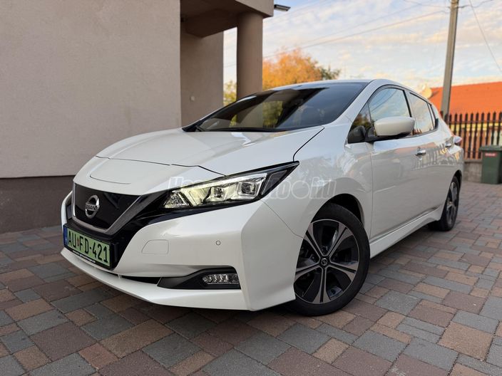 NISSAN LEAF N-Connecta 40kWh (Automata)