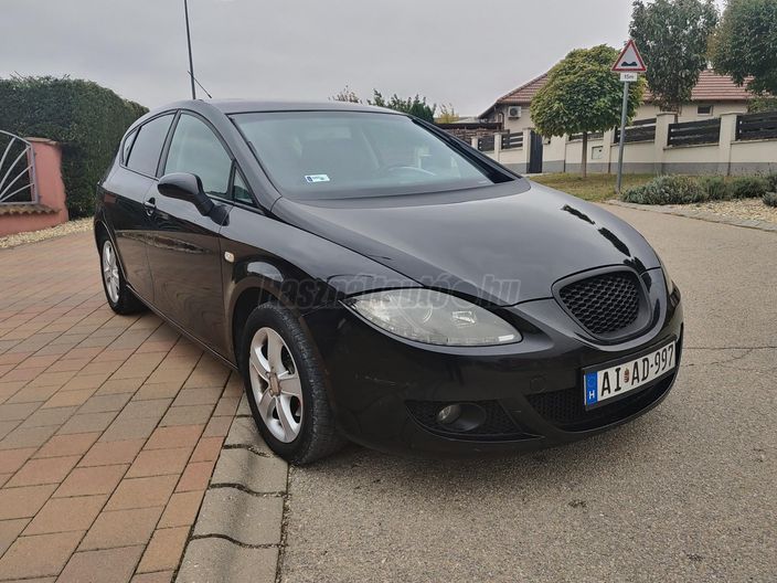 SEAT LEON 1.6 MPI Reference