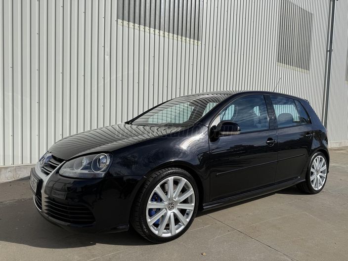 VOLKSWAGEN GOLF V 3.2 V6 R32 4Motion DSG