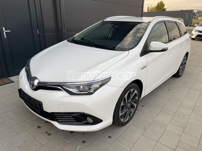 TOYOTA AURIS Touring Sports 1.8 HSD Executive (Automata)