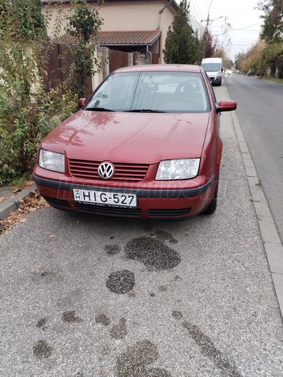 VOLKSWAGEN BORA 1.4 Comfortline