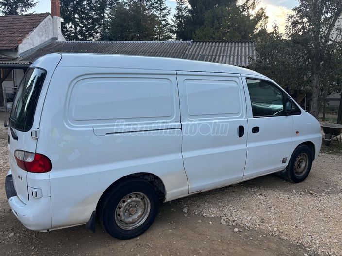 HYUNDAI H-1 Standard Van Long