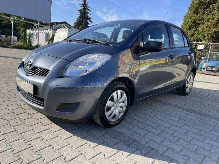 TOYOTA YARIS 1.0