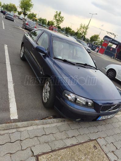 VOLVO S60 2.4 D [D5] Black Edition