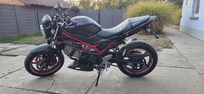 SUZUKI SV 650 N