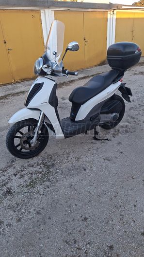 PIAGGIO CARNABY 300