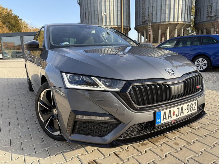 SKODA OCTAVIA 2.0 TSI RS