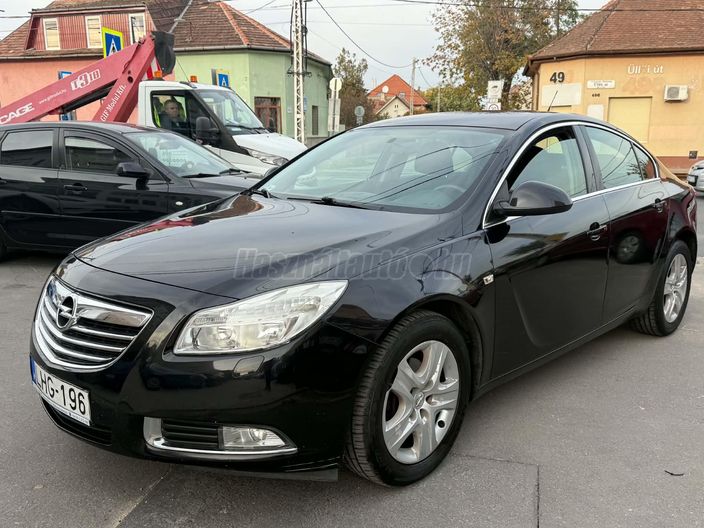 OPEL INSIGNIA 1.8 Edition