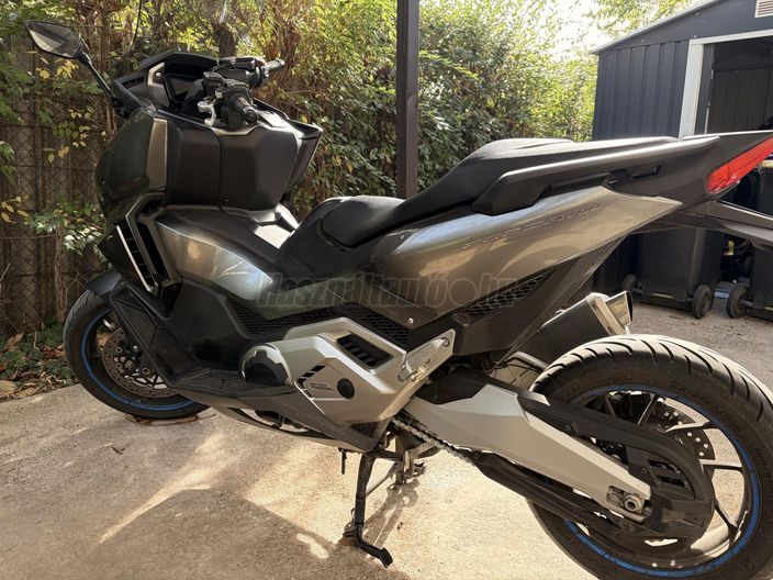 HONDA NSS 750 FORZA