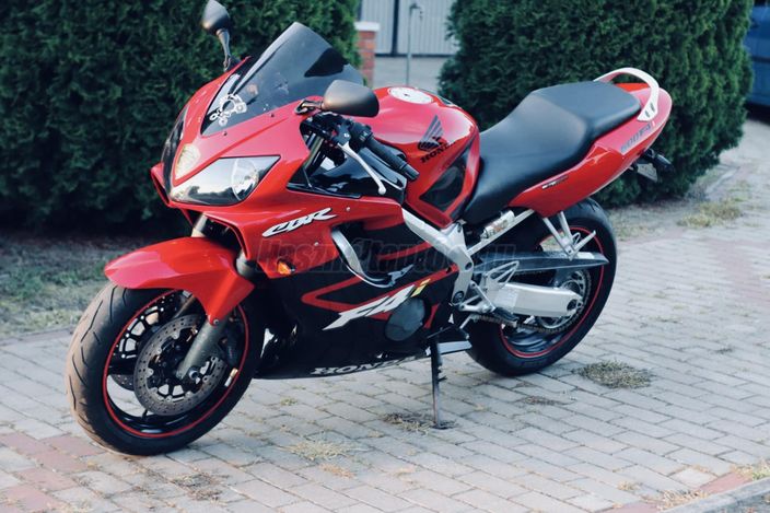 HONDA CBR 600 F4