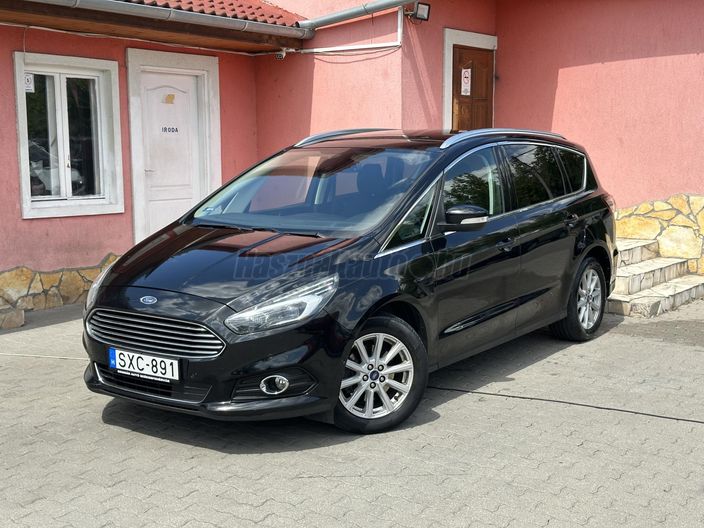 FORD S-MAX 2.0 TDCi Titanium Powershift