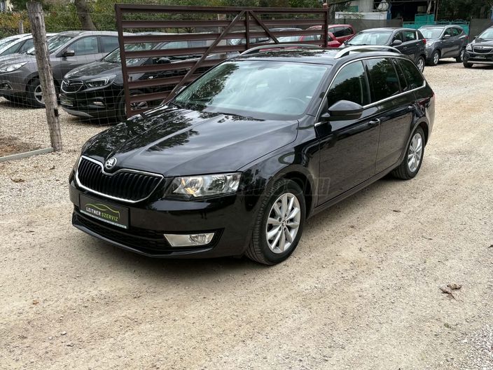 SKODA OCTAVIA 1.6 CR TDI Style DSG