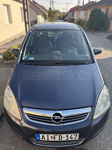 OPEL ZAFIRA B 1.9 CDTI Cosmo