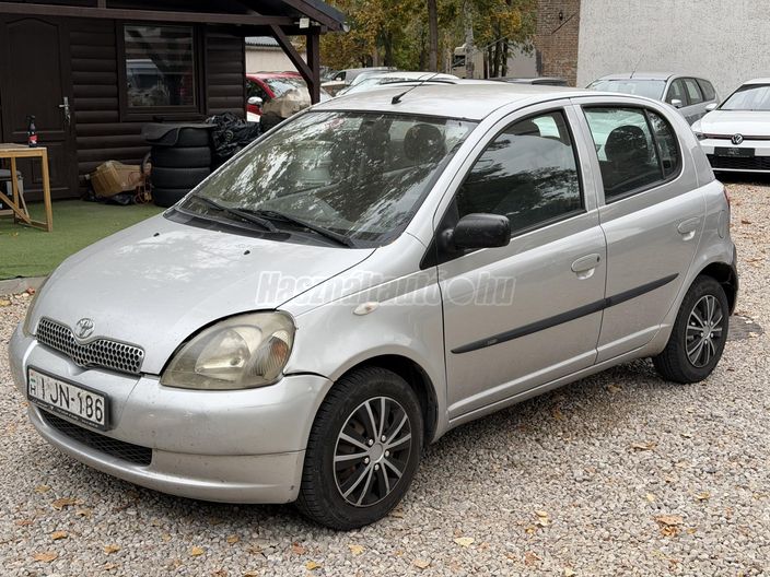 TOYOTA YARIS 1.0 Terra