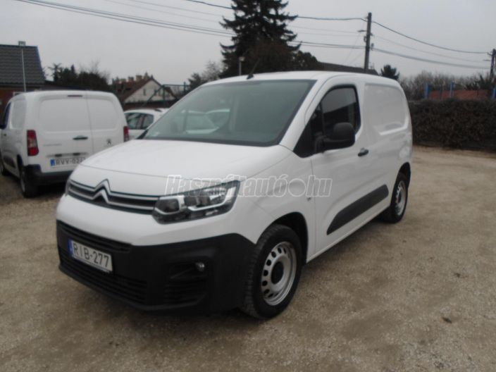 CITROEN BERLINGO 1.6 BlueHDi 100 Club M (3 személyes )