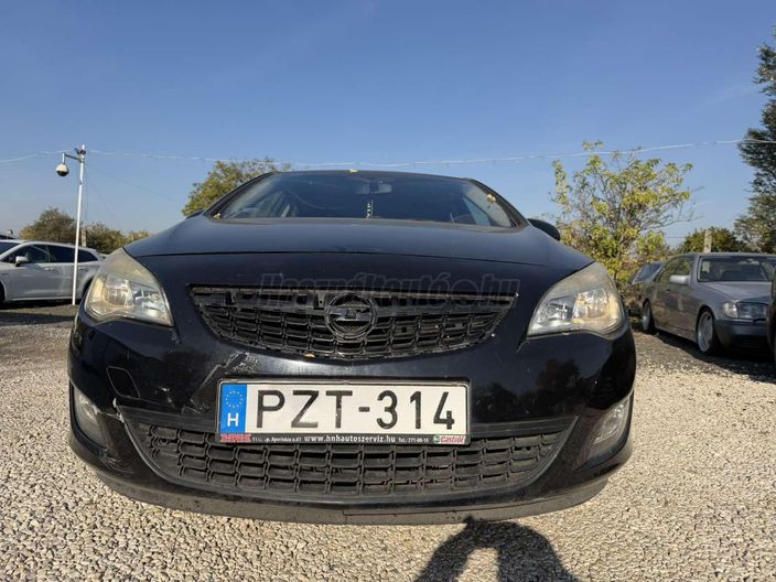 OPEL ASTRA 1.4 Cosmo