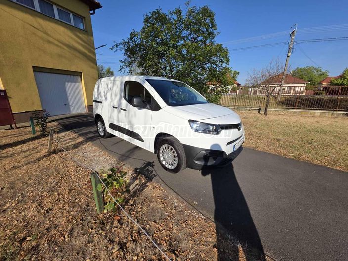 TOYOTA PROACE City 1.5 D Comfort Smart Cargo L1H1