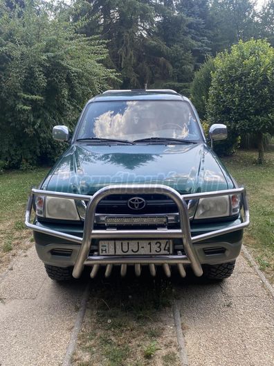 TOYOTA HILUX 2.5 D-4D 4x4 Double SR5