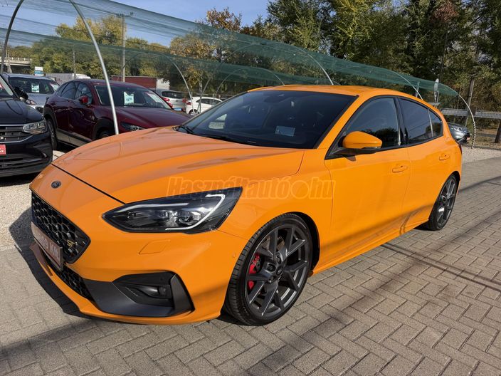 FORD FOCUS 2.3 EcoBoost ST3