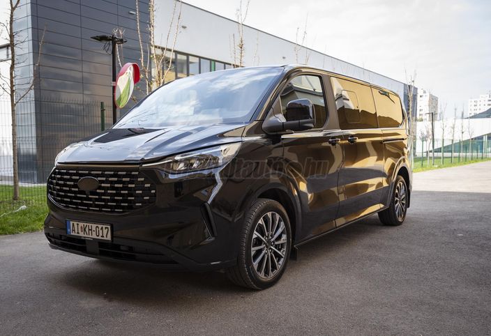 FORD TOURNEO