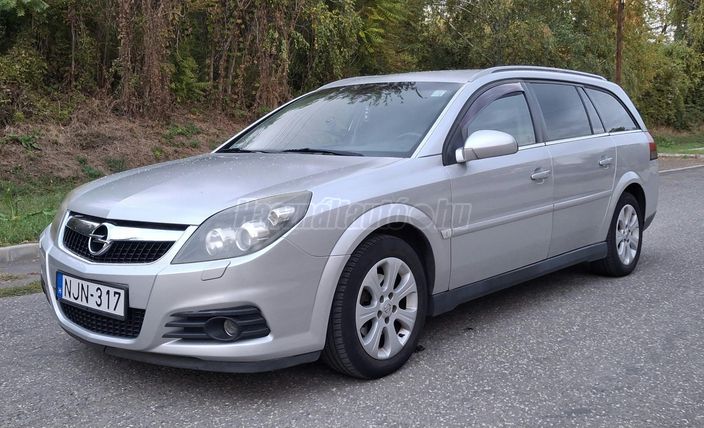 OPEL VECTRA C Caravan 1.8 Cosmo