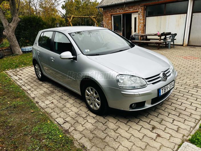 VOLKSWAGEN GOLF V 1.4 Comfortline