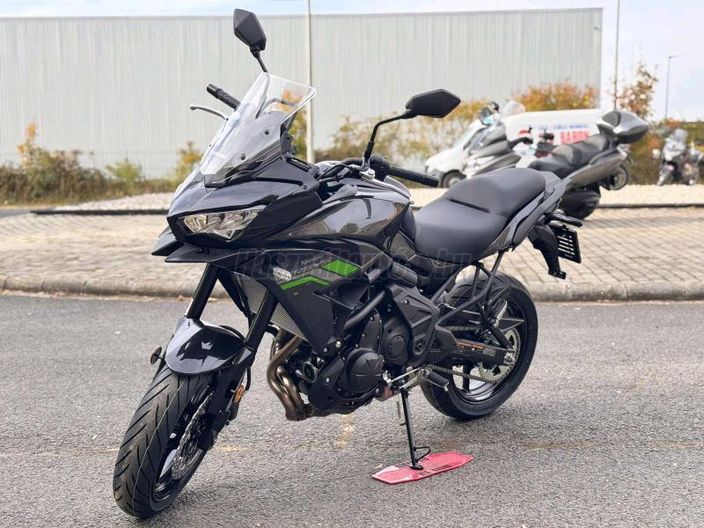 KAWASAKI VERSYS 650
