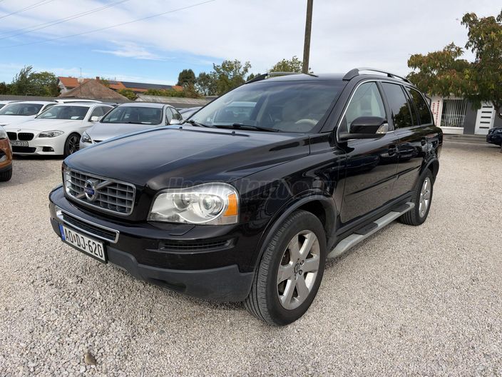 VOLVO XC90 2.4 D [D5] Momentum Geartronic (7 személyes )