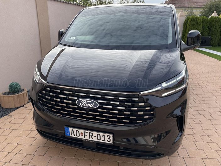 FORD TOURNEO