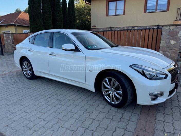 INFINITI Q70 2.2d (Automata) EU6
