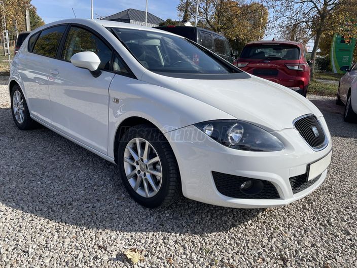 SEAT LEON 1.6 MPI White Edition