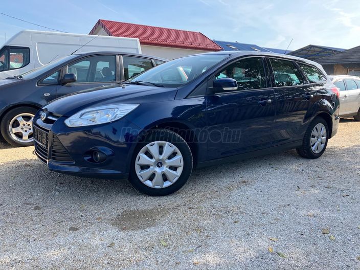 FORD FOCUS 1.6 Ti-VCT Ambiente