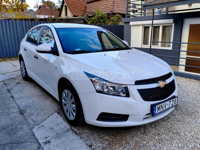CHEVROLET CRUZE 1.6 LT