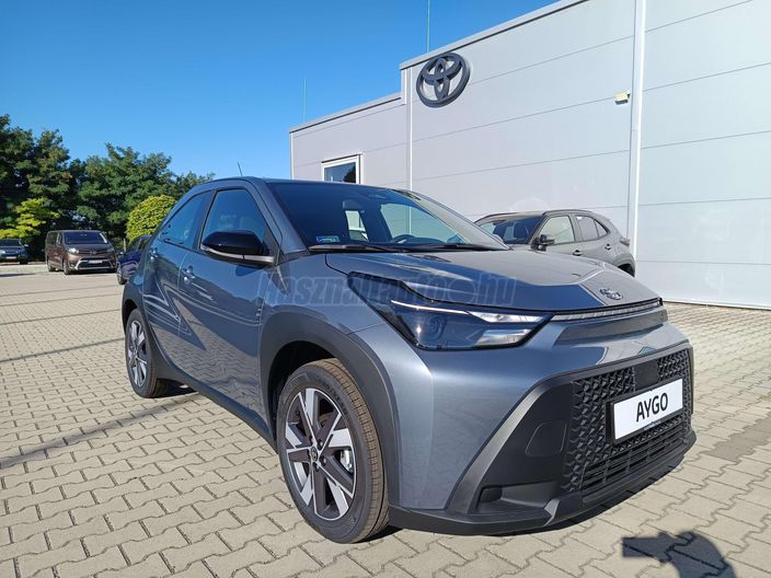 TOYOTA AYGO X 1.5 Hybrid Comfort e-CVT