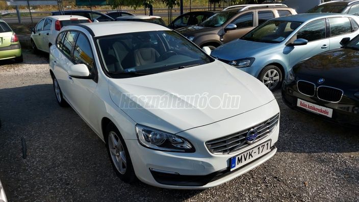 VOLVO V60 2.0 D [D3] Kinetic