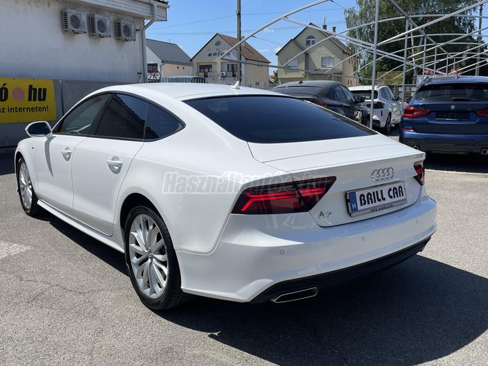 AUDI A7 Sportback 3.0 V6 TDI quattro S-tronic [5 személy]