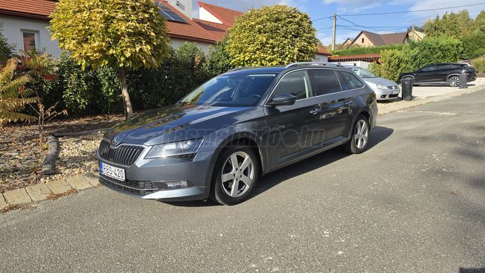 SKODA SUPERB Combi 2.0 TDi Style DSG
