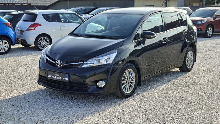 TOYOTA VERSO 1.6 D-4D Executive TSS