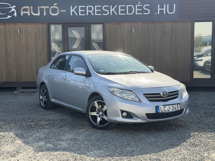 TOYOTA COROLLA Sedan 2.0 D-4D Luna