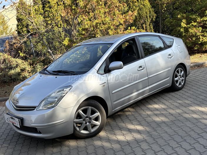 TOYOTA PRIUS 1.8 HSD (Automata)